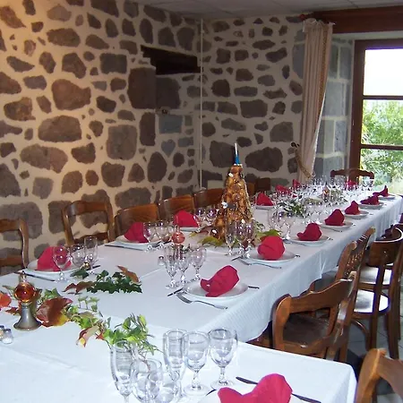 De - Cantal 3* Tournemire (Cantal)